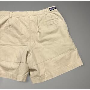 VINTAGE PATAGONIA SHORTS SIZE 34
